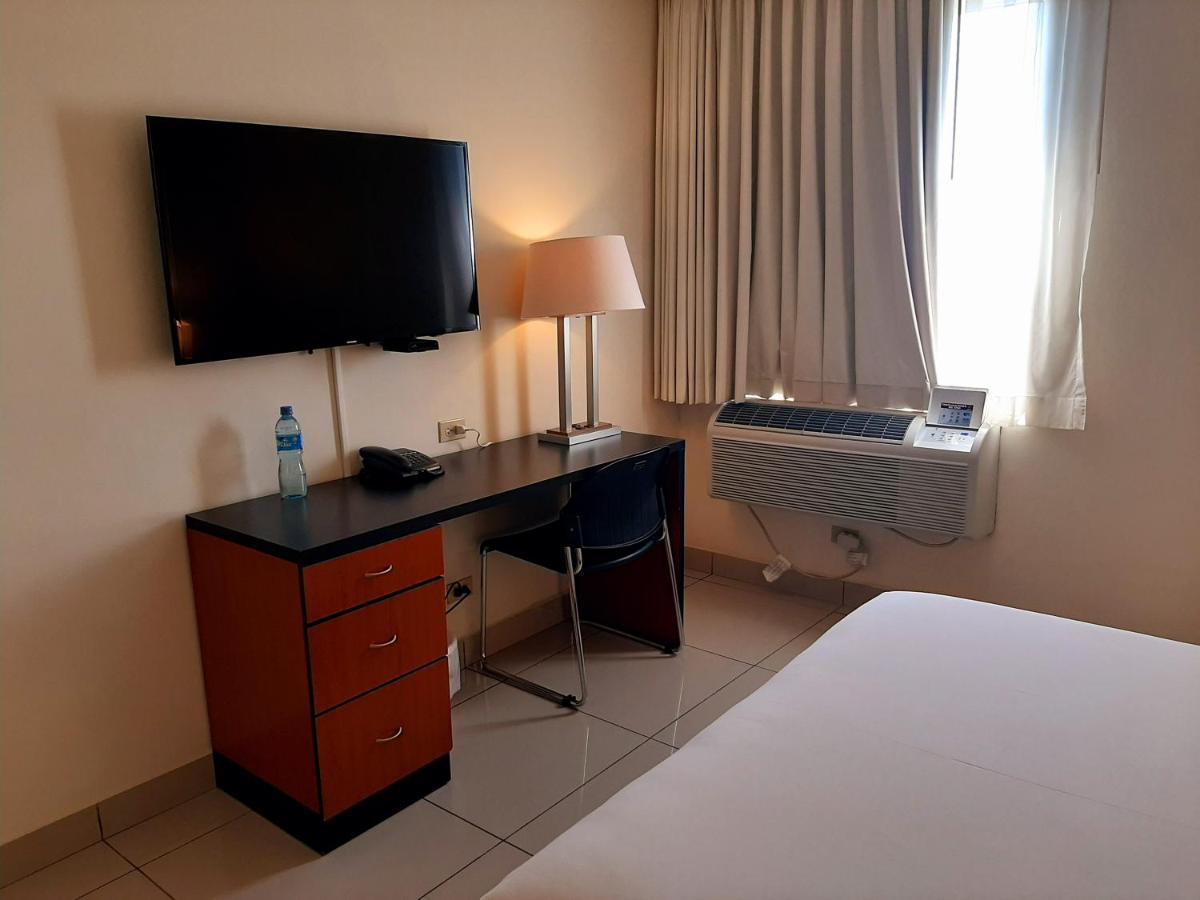 Comfort Inn Real San Miguel Exterior foto