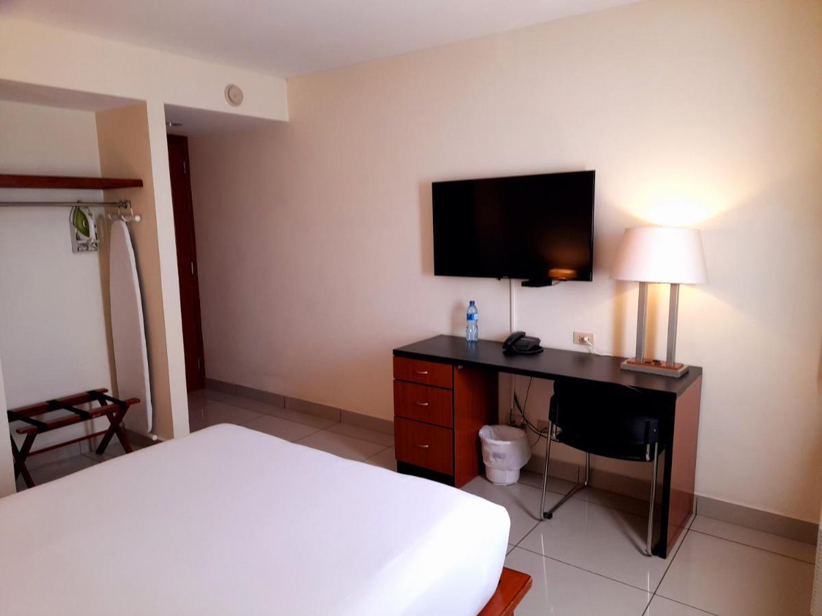 Comfort Inn Real San Miguel Exterior foto