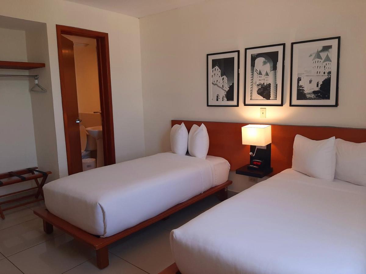 Comfort Inn Real San Miguel Exterior foto
