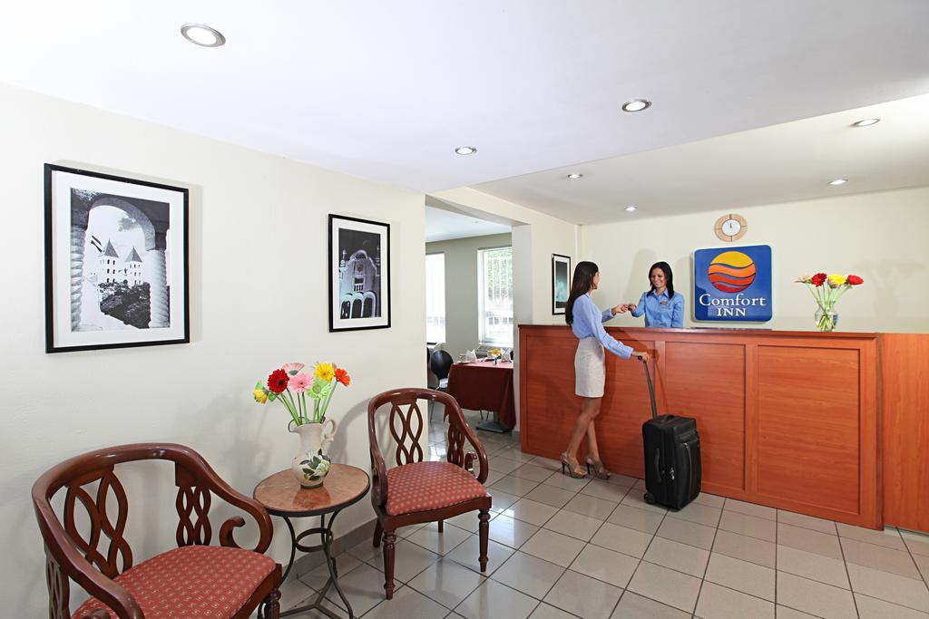 Comfort Inn Real San Miguel Exterior foto