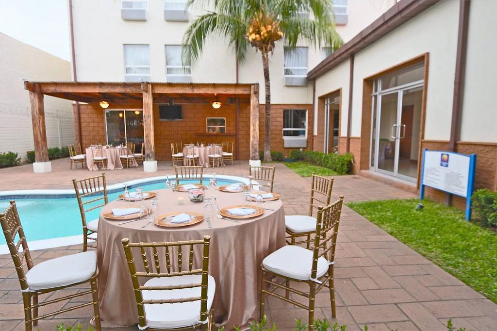 Comfort Inn Real San Miguel Exterior foto